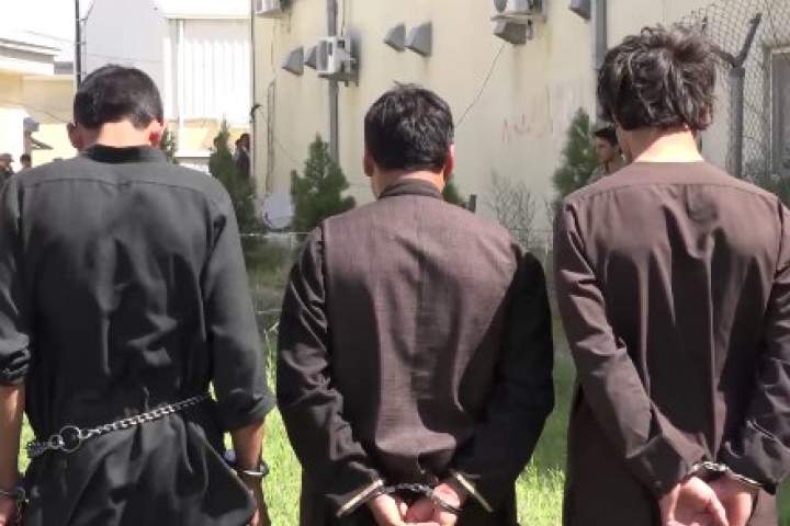 بازداشت سه فرماندۀ مسلح غیرمسئول در فاریاب