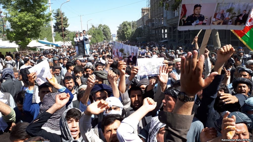 ادامه اعتراضات در فاریاب برای رهایی قومندان قیصاری