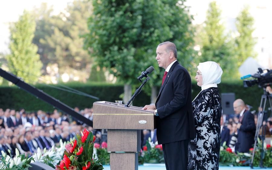  Turkey switches to new era of presidency after Erdogan sworn in