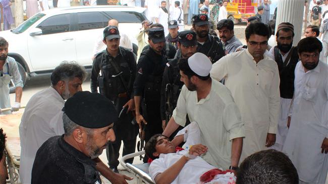 More than 132 die in bomb attack and over 200 injuries in Pakistan election campaign