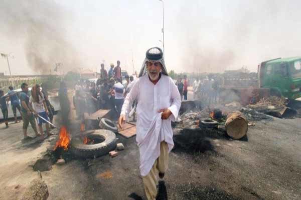 اعتراضات گسترده در ولایات  جنوبی عراق و نشست امنیتی دولت