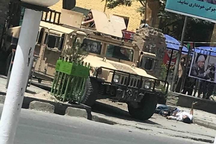 Suicide Bomber Shot Dead Before Reaching Target in Kabul