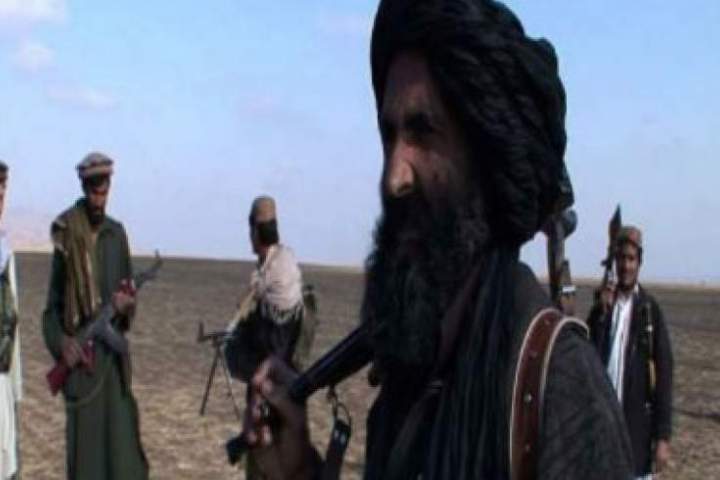 والی خودخوانده طالبان برای قندور در چوکات زندانیان حزب اسلامی از پلچرخی رها شده است