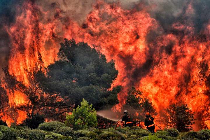 آتش‌سوزی اراضی جنگلی یونان؛ مرگ‌بارترین آتش‌سوزی قرن در اروپا