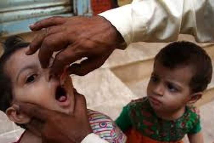 تطبیق واکسین پولیو 160هزار کودک در ولسوالی‌های جوزجان