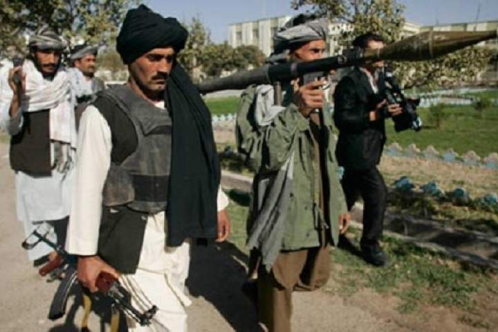 موج جدید حملات طالبان در مرکز و ولسوالی های غزنی / نیروهای امنیتی حالت دفاعی دارند