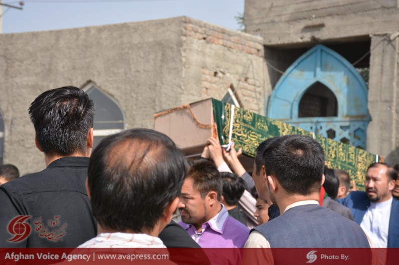 مراسم تشیع جنازه شهدای حمله انتحاری به مرکز آموزشی موعود  