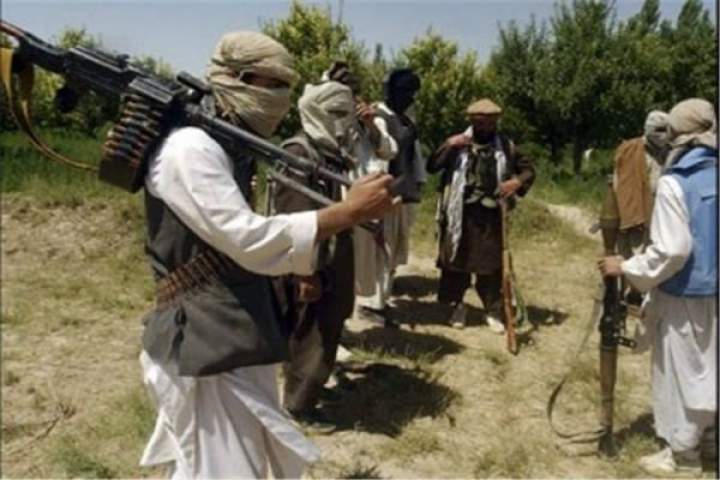 طالبان سه موتر مسافربری را از مسیر تخار- قندوز ربودند