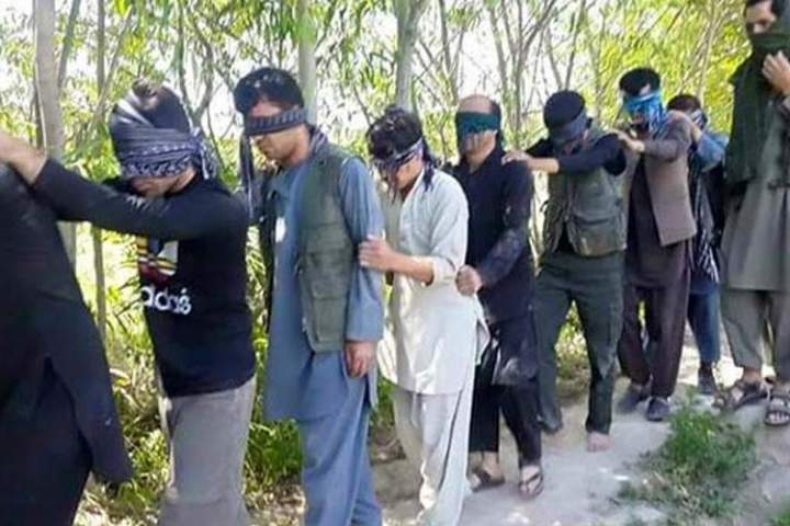 149 تن از مسافران ربوده شده در قندوز آزاد شدند / 21 نفر در اسارت طالبان است