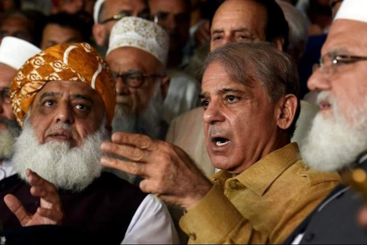 تلاش احزاب مردم و مسلم لیگ نواز برای ائتلاف در انتخابات ریاست جمهوری پاکستان