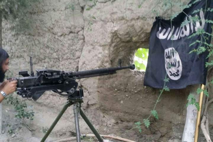 IS leader in Afghanistan killed in air raid