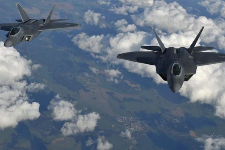 خطر رهگیری جنگنده‌های مسکو بوسیله انگلیس