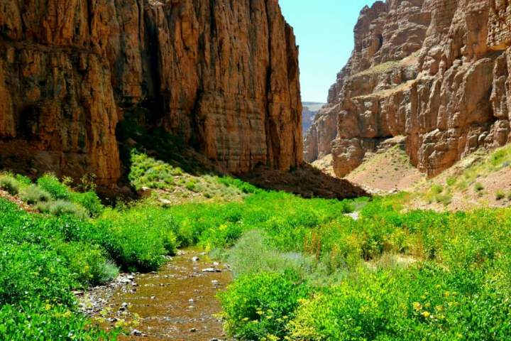 بابر درّه؛ منظره‌ی زیبای طبیعی که در درون طبیعت افغانستان مخفی شده است
