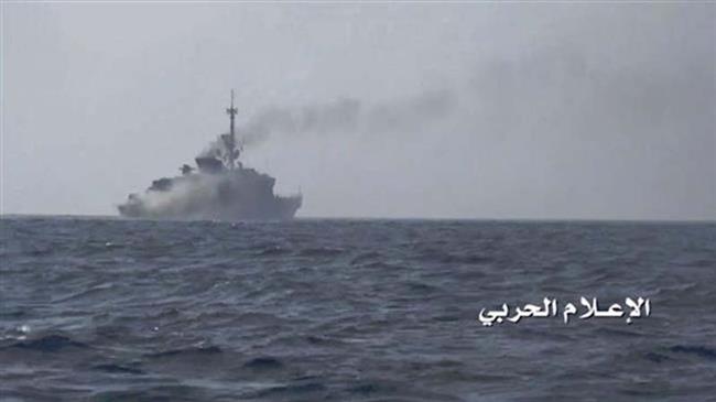 Yemeni naval forces, allies hit Saudi vessel off Jizan coast: Report