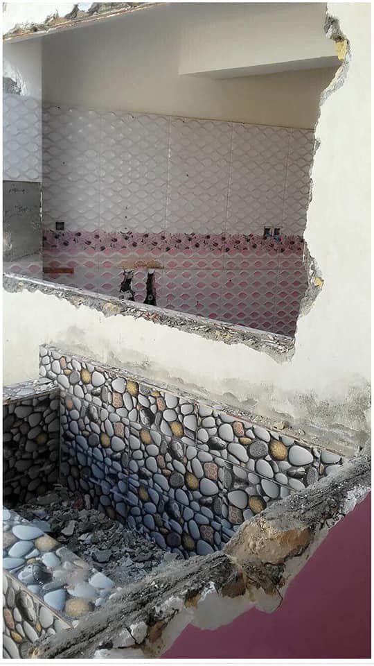 ملا امام برکنار شده قسمتی از مسجد را تخریب کرد