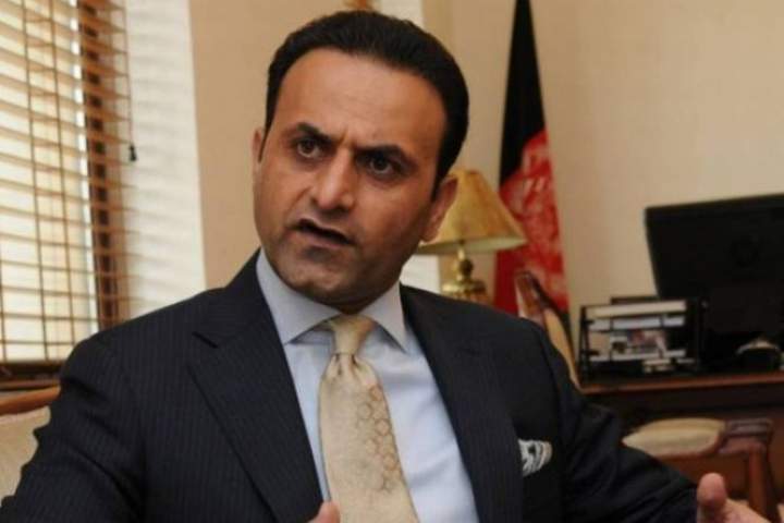 هند کې افغانستان سفیر خپل دندی څخه استعفا ورکړه