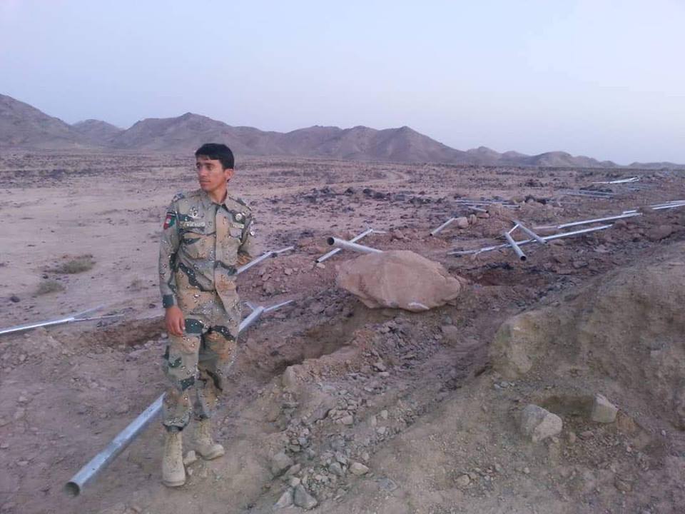 Afghan border forces in Kandahar remove fence built by Pakistan