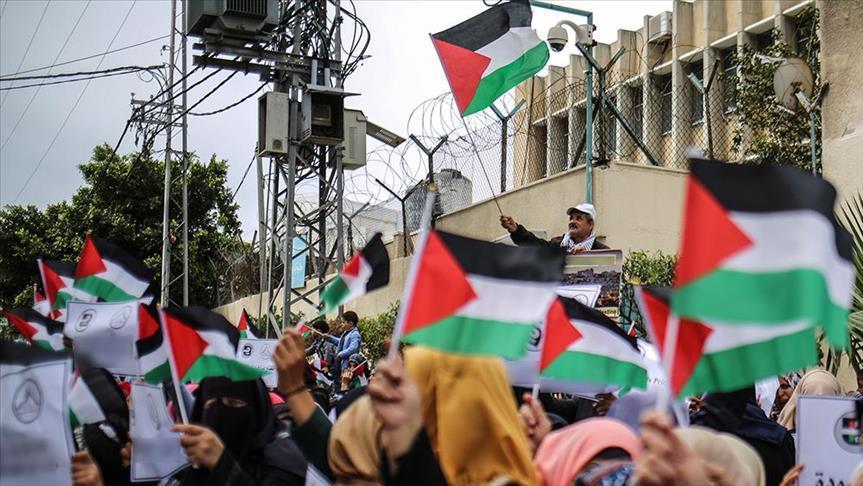 UNRWA employees in Gaza Strip protest downsizing plans