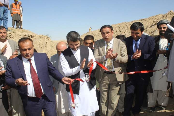 کار سه پروژه‌ی آبیاری به هزینه بیش از 165 میلیون افغانی در جوزجان آغاز شد