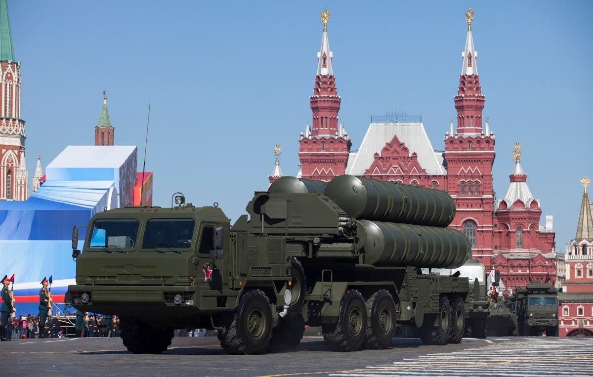 India approves purchase of S-400 missile system from Russia