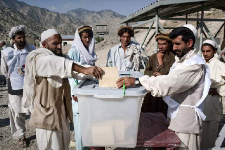 طالبان: انتخابات را تحریم کنید!