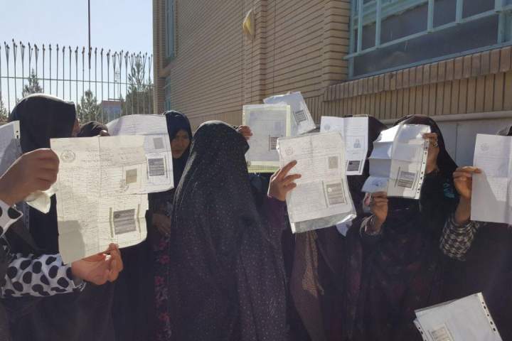 زنان هرات: نام ما در لیست رأی‌دهندگان نیست