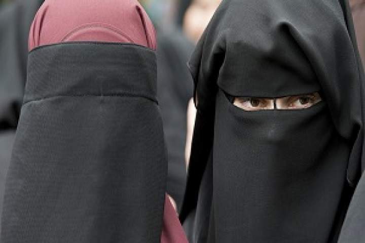 ممنوعیت استفاده از برقع در فرانسه