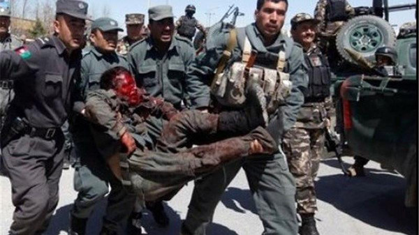 بمباران مقر نیروهای امنیتی افغانستان توسط هواپیماهای خارجی