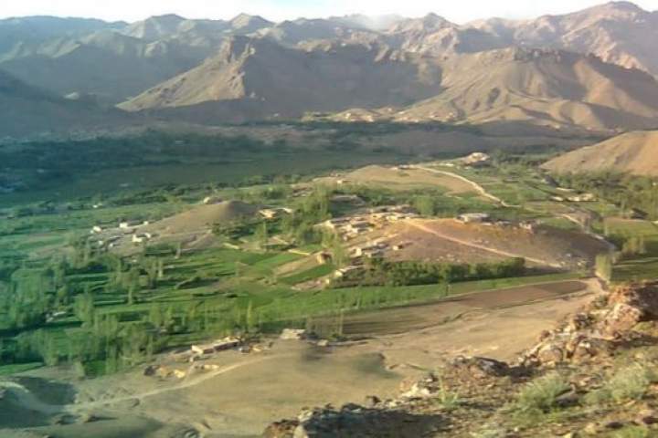 گزارش‌های ضد و نقیض درباره عقب‌نشینی طالبان از ولسوالی‌های مالستان و جاغوری