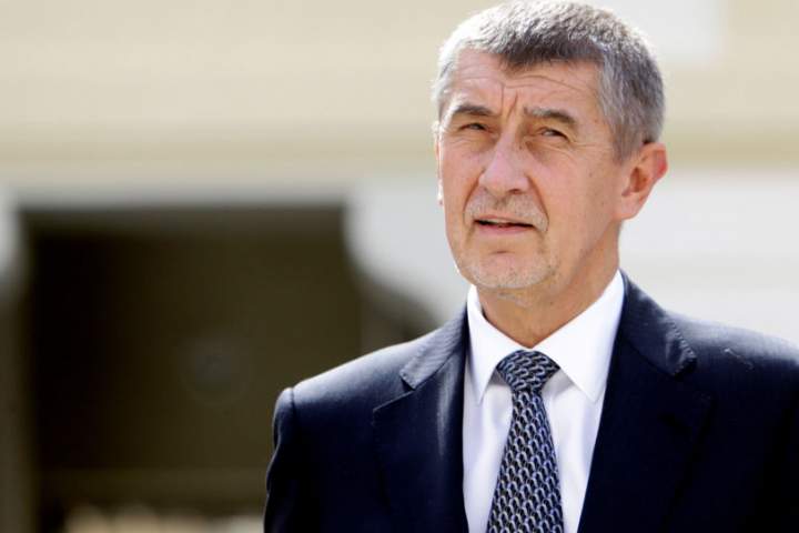 نخست‌وزیر جمهوری چک خواستار شرکت نظامیان ناتو در جنگ افغانستان شد