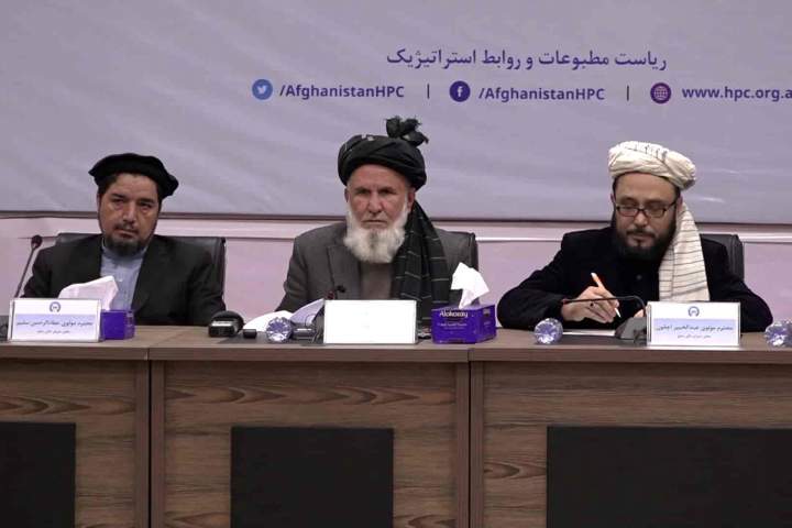توافق احتمالی خلیلزاد و طالبان بر تعیین زمان خروج نیروهای خارجی از افغانستان