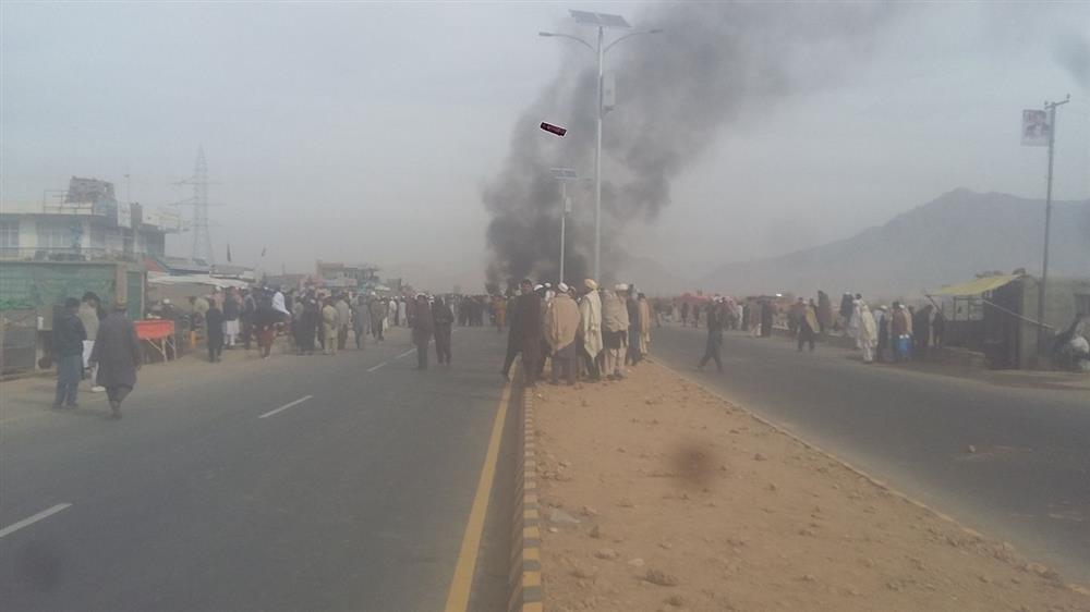 Protesters Close Kabul – Gardiz Highway in Logar