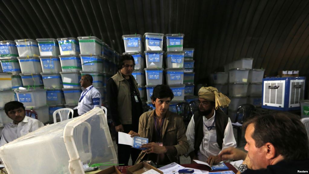Afghanistan Considers Delaying April Presidential Election