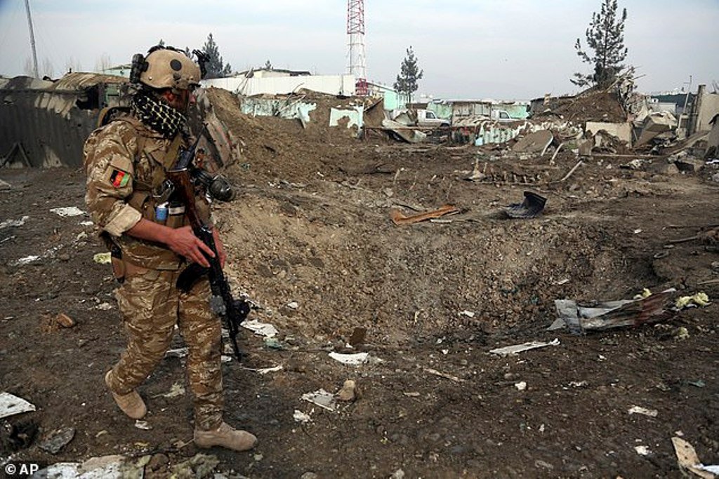 کشته شدن ده نفر از جمله یک انگلیسی در انفجار دیشب کابل تایید شد