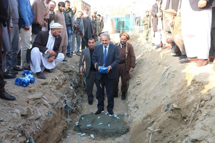 سنگ تهداب یک باب شفاخانه صد بستر در کابل گذاشته شد