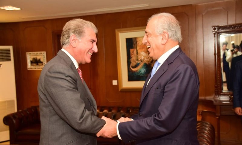 دیدار زلمی خلیلزاد با وزیر خارجه پاکستان در اسلام آباد