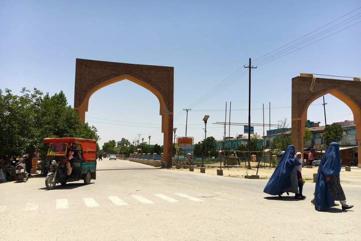 کشف یک دیپوی مهمات طالبان در شهر غزنی
