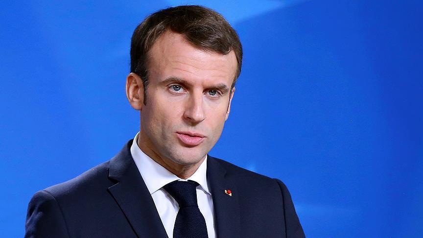 French president announces minimum wage rise