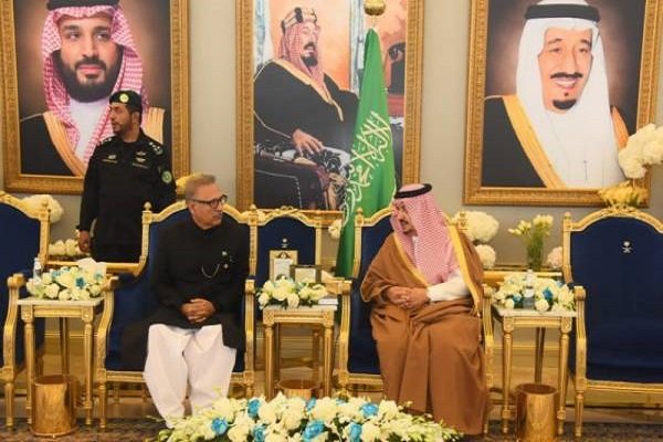 دیدار رئیس جمهوری پاکستان با پادشاه عربستان سعودی