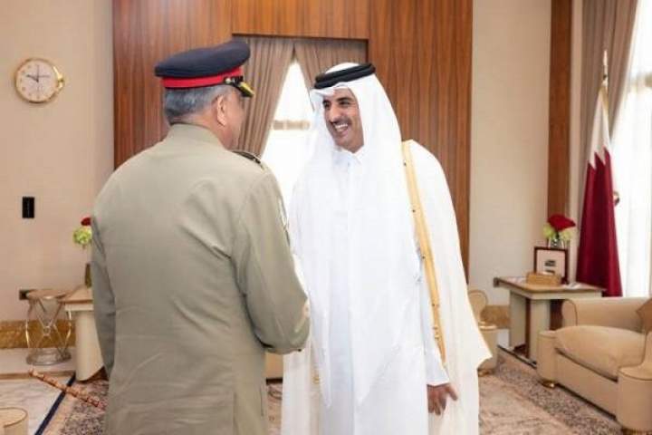 دیدار فرمانده اردوی پاکستان با نخست وزیر و امیر قطر