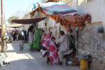 نارضایتی مردم از سلمانی ها و فروشندگان سیار لوازم بهداشتی در مزارشریف