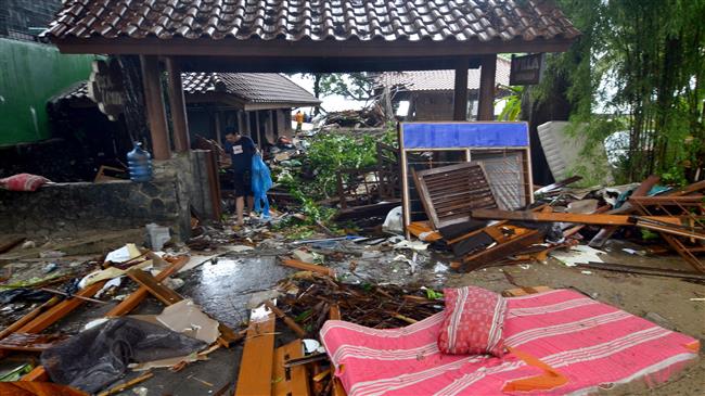 Death toll from Indonesia tsunami soars to 168, 745 injured