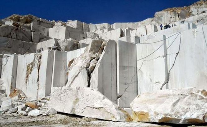 Ghani orders authorities to draft strategy for the process of Marble and Alabaster