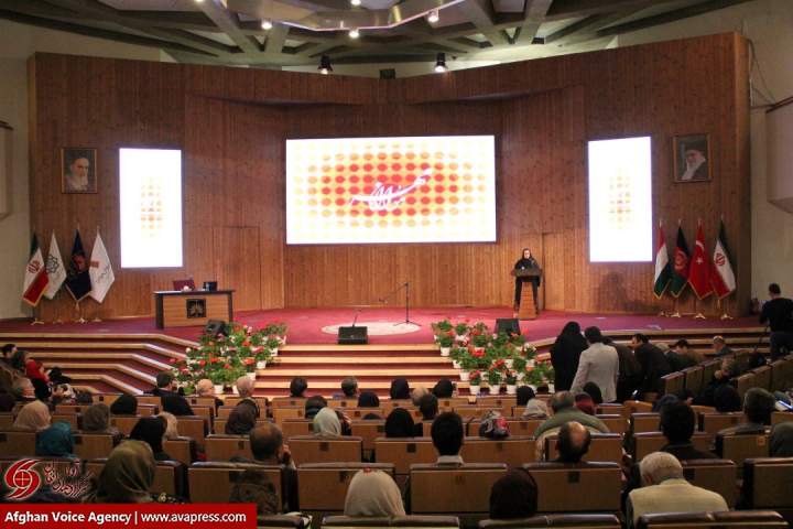 مهر مولانا در تهران/ اشعار مولانا آکنده از دعوت انسان‌ها به آرامش، صلح و گذشت است
