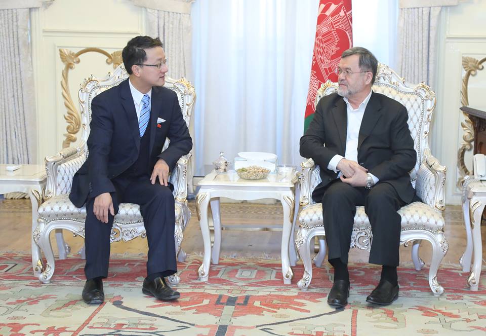 سرور دانش با سفیر چین در کابل در مورد پروسه صلح و انتخابات بحث و تبادل نظر کرد