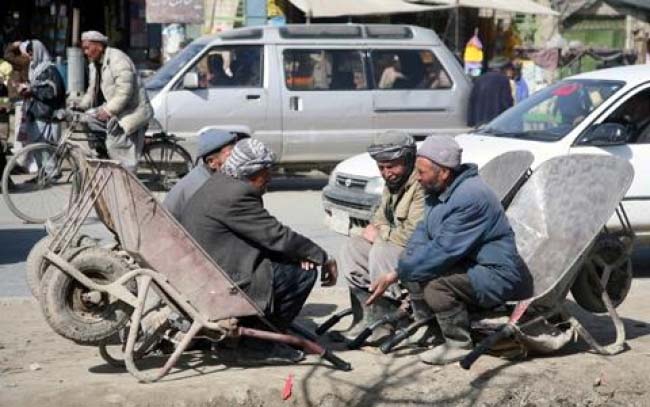 بیکاری یکی از عوامل عمده وقوع جرم های جنایی و نا امنی‌ها در افغانستان است