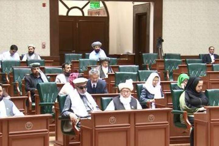سناتوران: منسوبین وزارت داخله به اعضای شورای ملی بی‌ احترامی می‌کنند