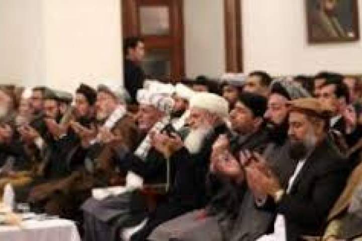 درخواست شورای عالی صلح از خلیل‌زاد؛ باید برای گفتگوهای بین‌الافغانی تلاش شود