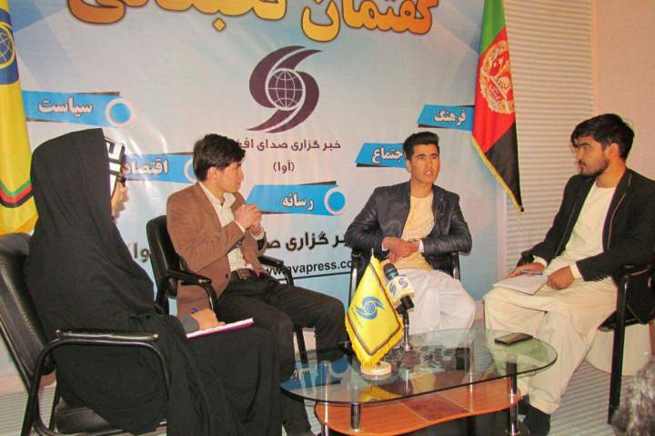 کشورهای خارجی در روند پروسه انتخابات افغانستان دخالت مستقیم دارند