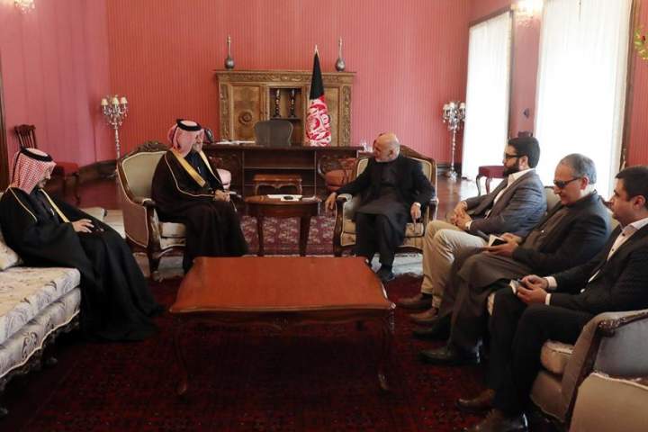 رئیس جمهورغنی با نماینده خاص وزارت خارجهٔ قطر دیدار کرد